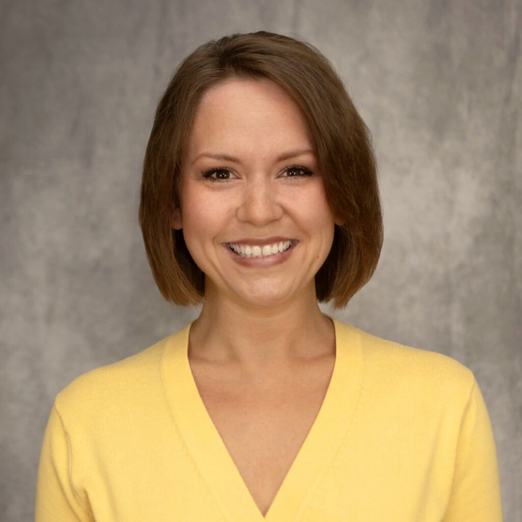 Carrie-Moore_Headshot